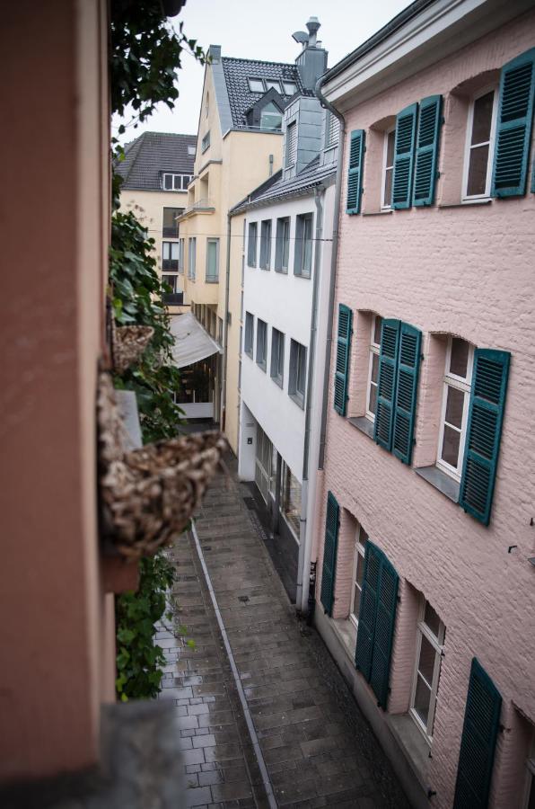 Altstadt Apartment Alisa Düsseldorf Exterior foto